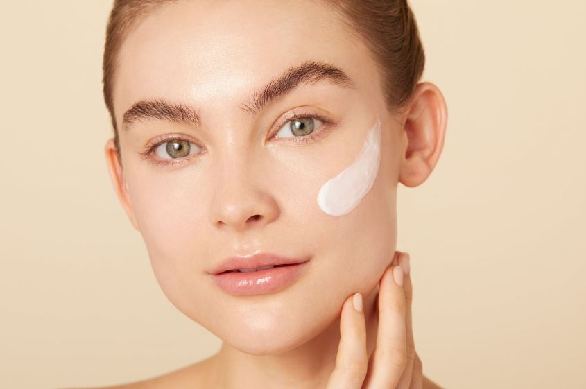 7 Ingredients To Help Reduce Inflammation in the Face - Sente Labs